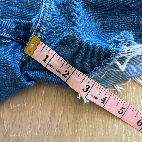 Levi's 501® High Rise Button Fly Denim Cut Off Shorts Size 31 - Picture 10 of 13